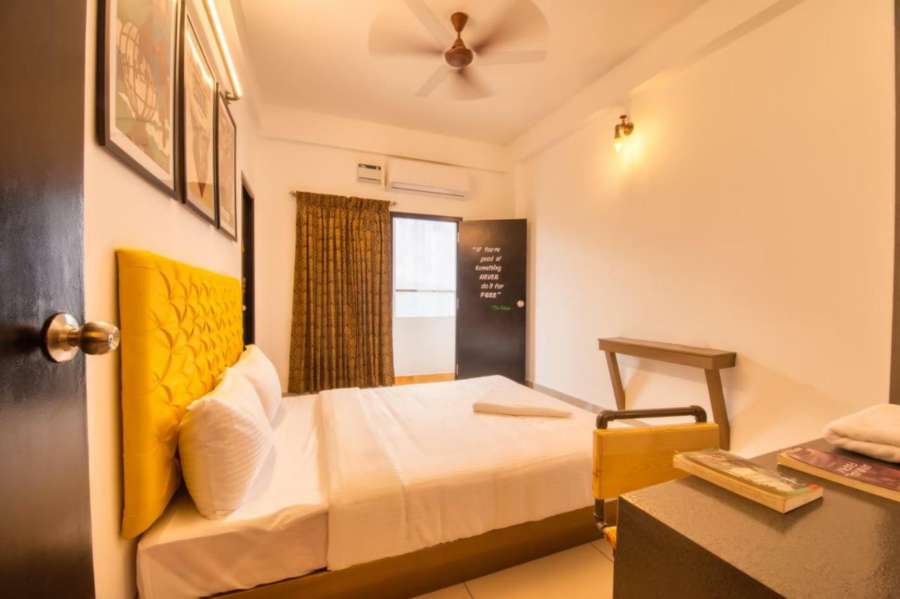 Hotel La Maison Charu Puducherry Zewnętrze zdjęcie